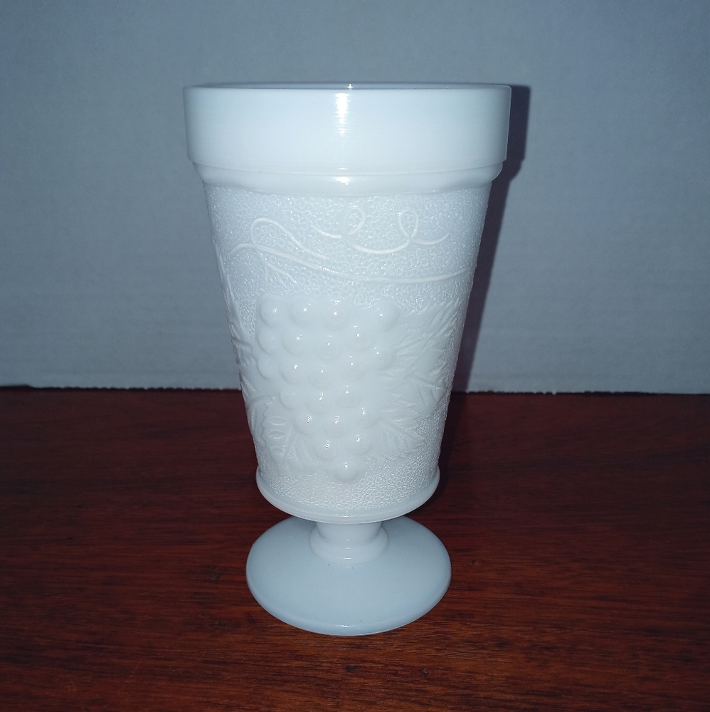 Vintage Footed Tumbler Milk Glass Grape Leaf Anchor Hocking, This footed tumbler